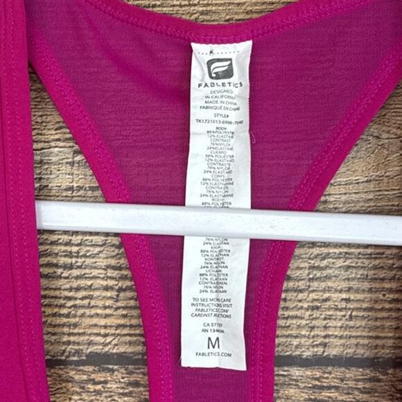 Fabletics Hayden Tank Top Tech Train Performance Pink Size Medium - Picture 8 of 9